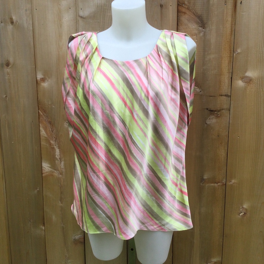 BNWT Anne Klein diagonal striped top size medium
